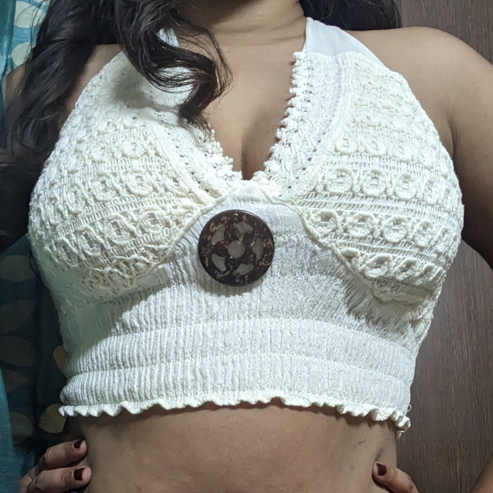 Halter crop tops - pair - Picture 4 of 4